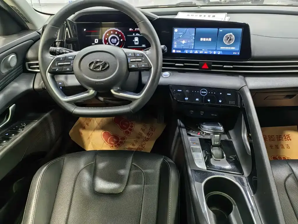 Hyundai Elantra 2021 из CN, фото 10