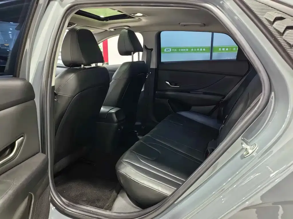Hyundai Elantra 2021 из CN, фото 9