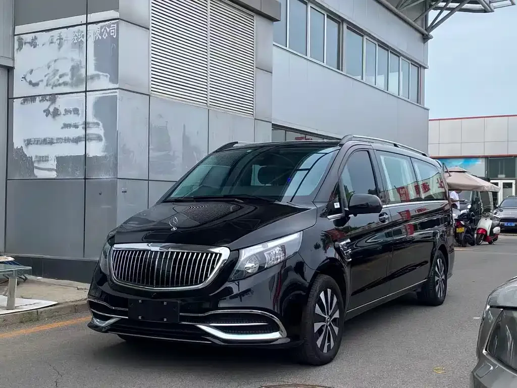 Mercedes-Benz Vito — фото 1