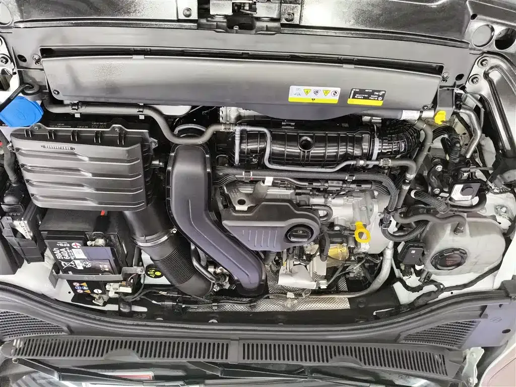 Volkswagen Sagitar 2023 из CN, фото 10