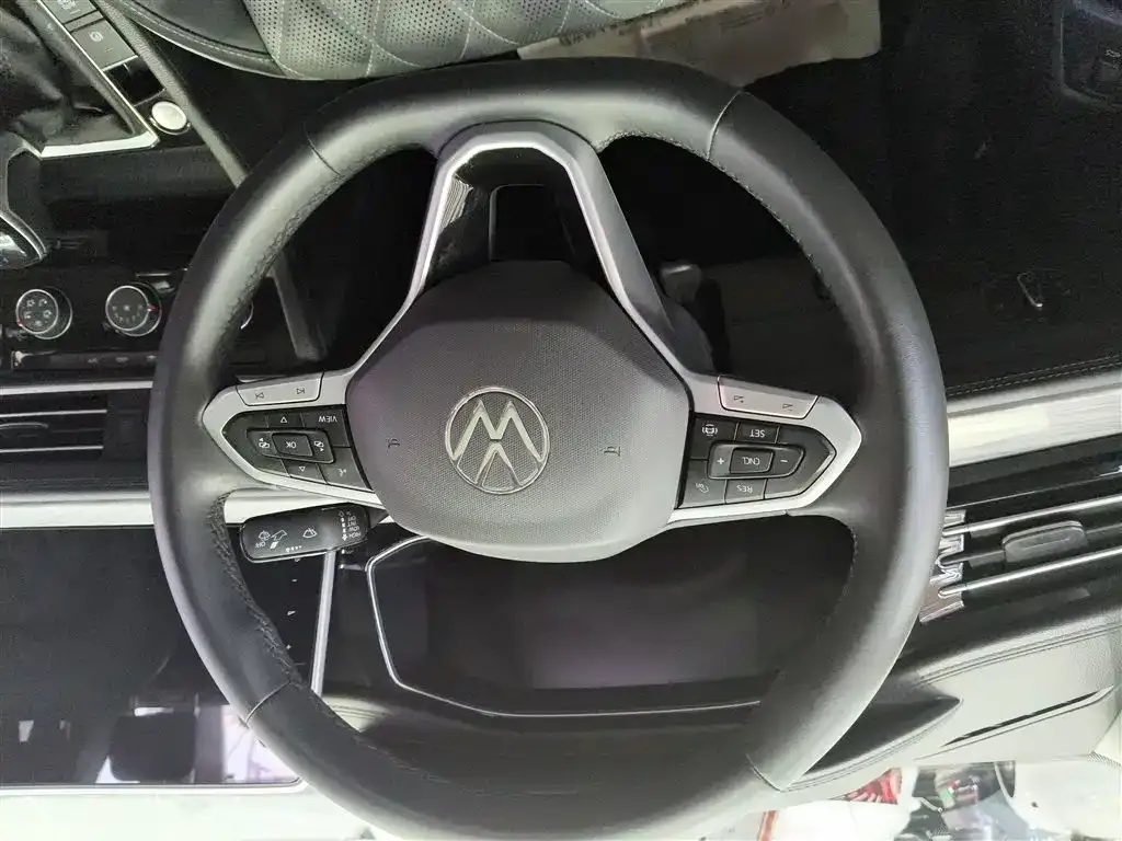 Volkswagen Sagitar 2023 из CN, фото 3