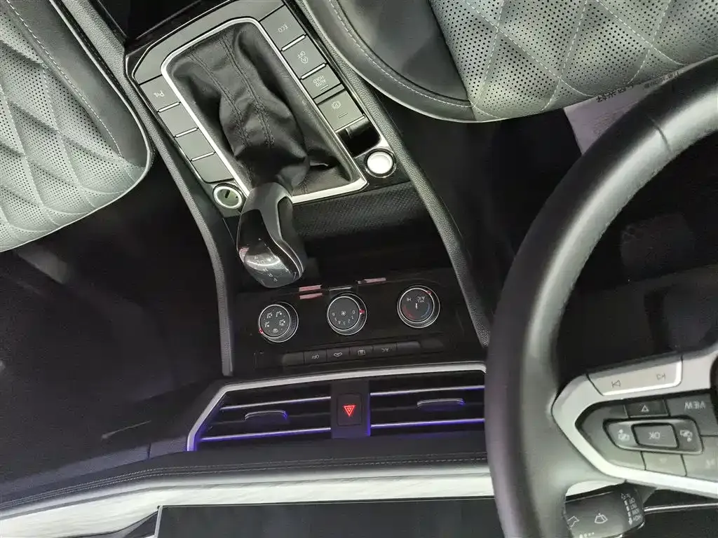 Volkswagen Sagitar 2023 из CN, фото 7