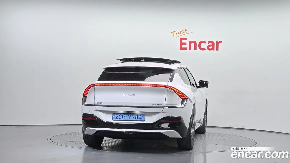 Kia EV6 — фото 4