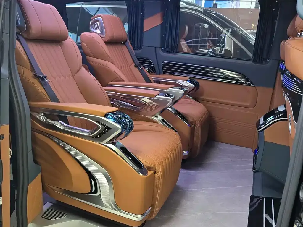 Mercedes-Benz Vito 2024 из CN, фото 7