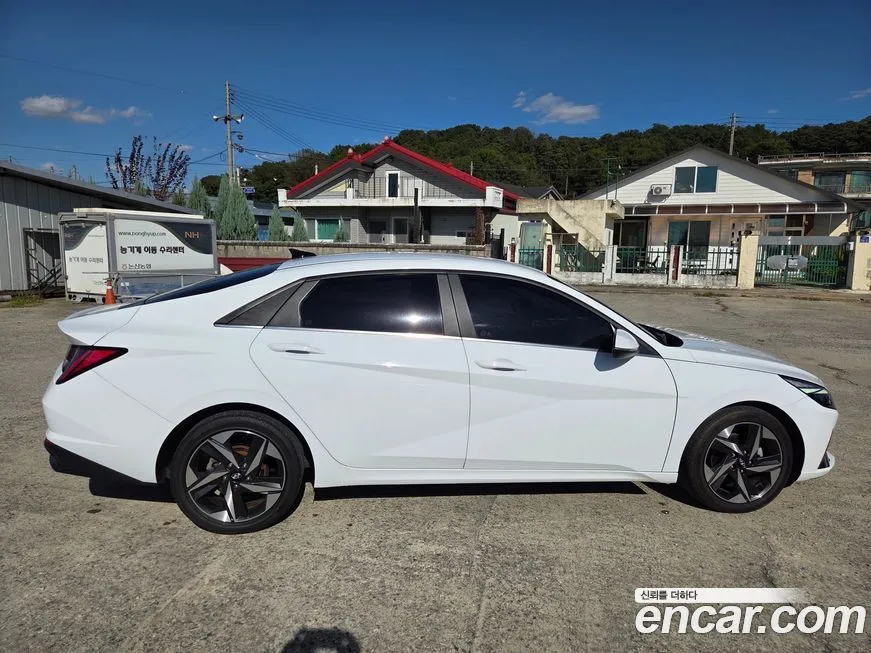 Hyundai AVANTE — фото 6