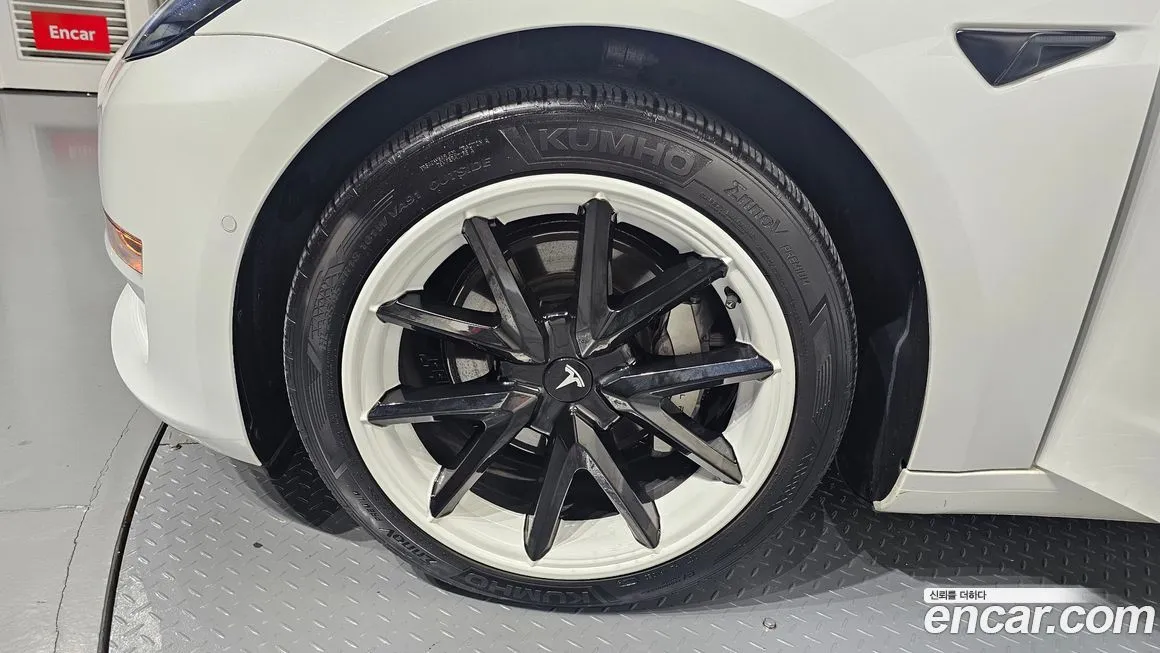 Tesla Model 3 2021 из KR, фото 5