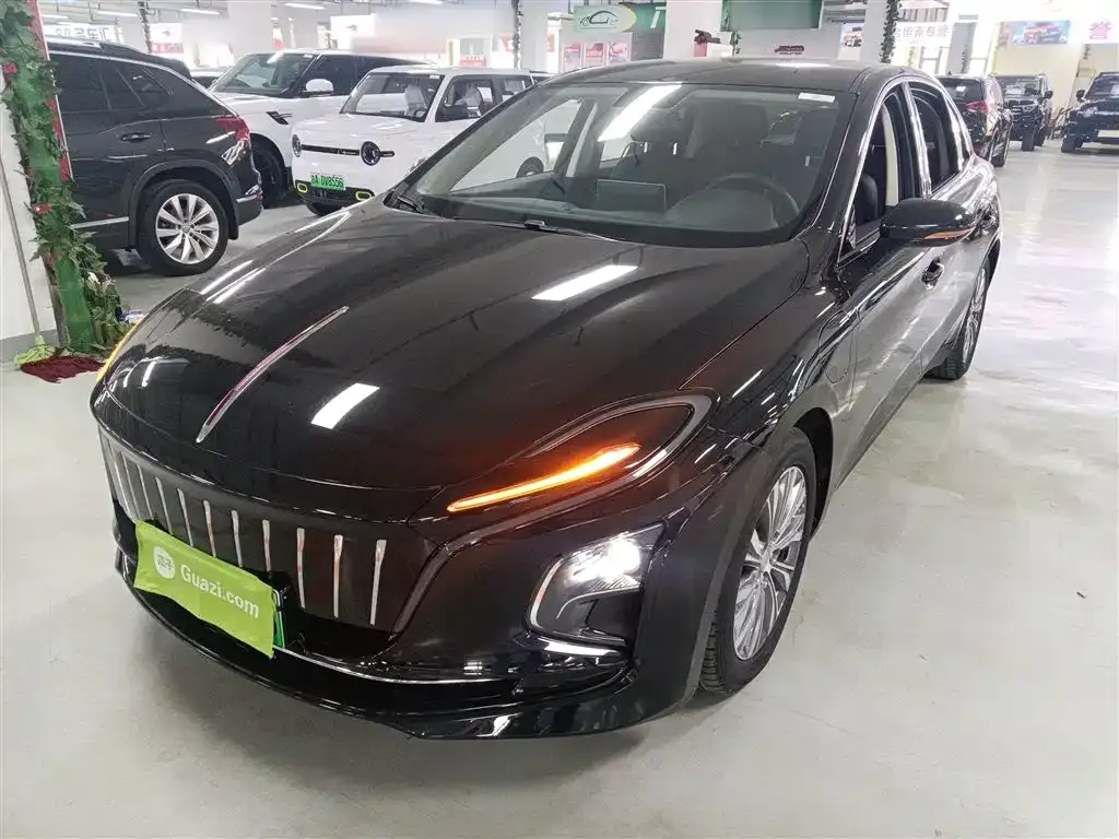Hongqi E-QM5 2024 из CN, фото 2