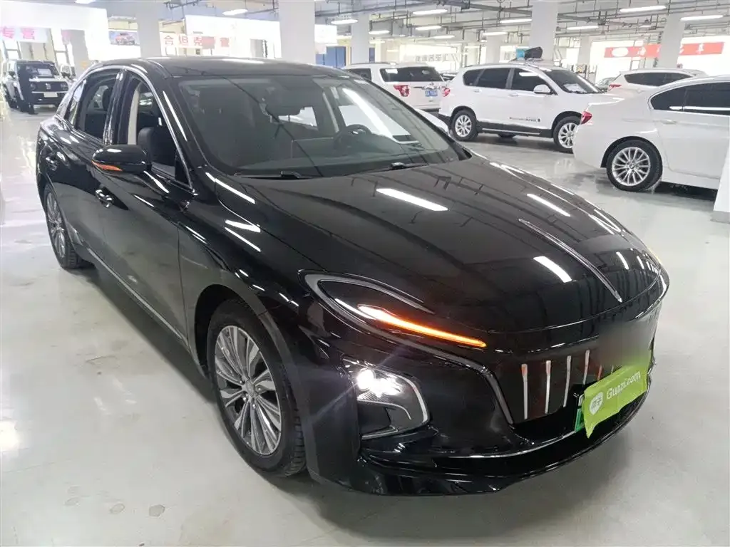 Hongqi E-QM5 2024 из CN, фото 4