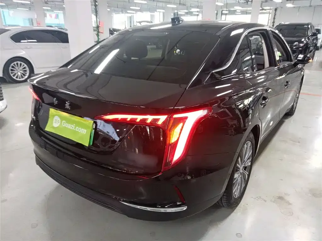 Hongqi E-QM5 2024 из CN, фото 7