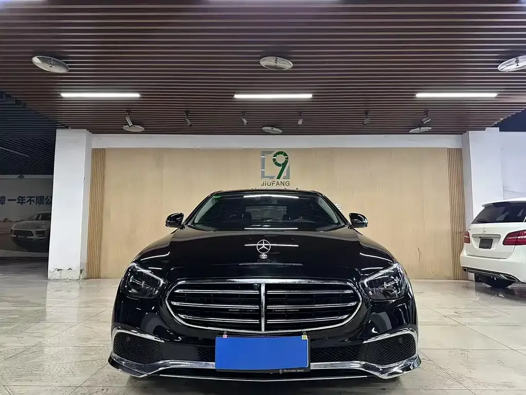 Mercedes-Benz E-Class 2023 из CN, фото 1