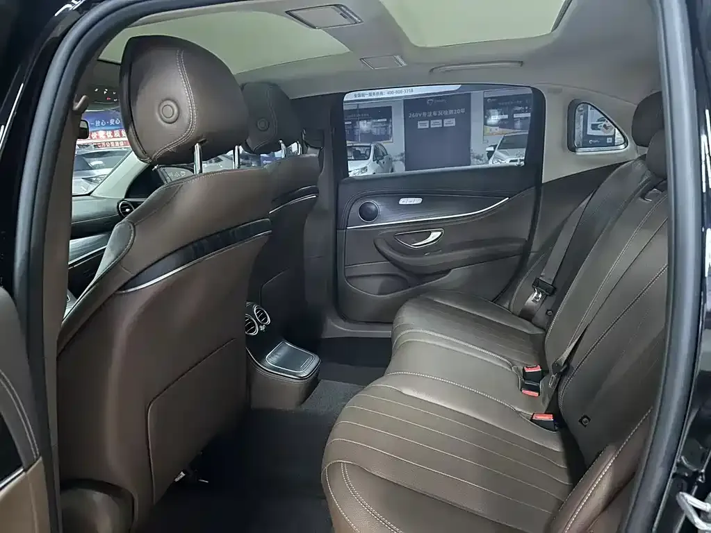 Mercedes-Benz E-Class 2023 из CN, фото 7