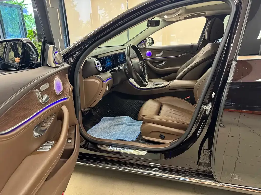 Mercedes-Benz E-Class 2022 из CN, фото 4