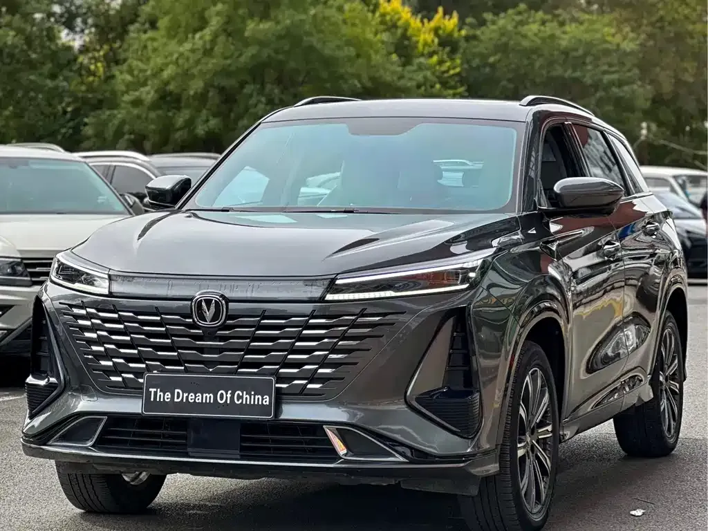 Changan CS75 PLUS — фото 1