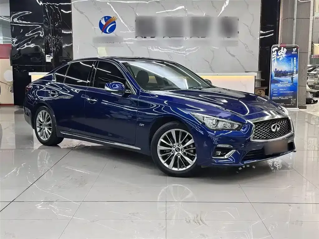 Infiniti Q50L — фото 10