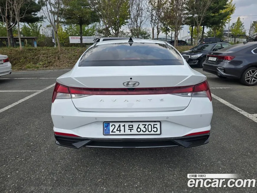 Hyundai AVANTE — фото 4