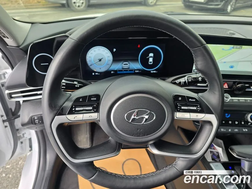 Hyundai AVANTE — фото 9