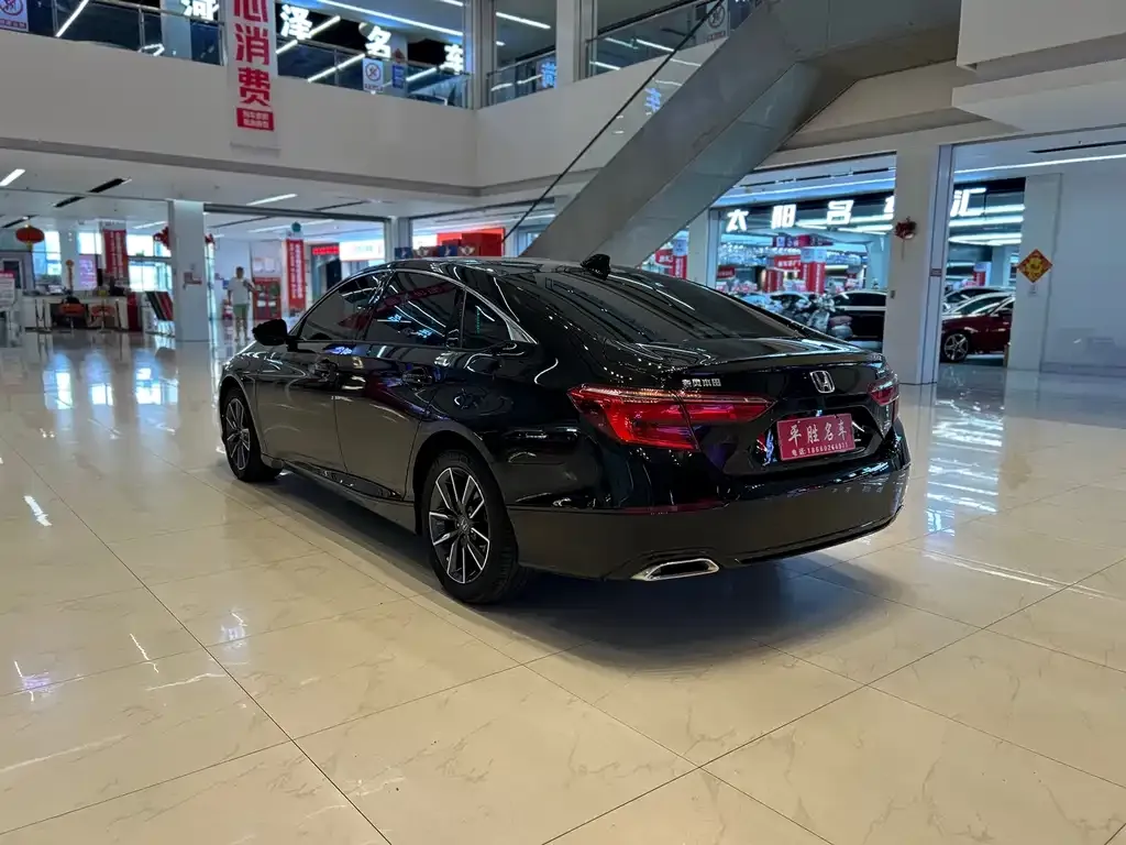 Honda Inspire 2022 из CN, фото 6