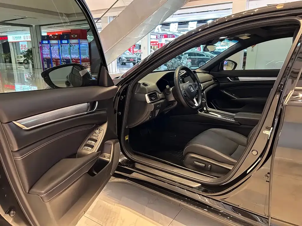 Honda Inspire 2022 из CN, фото 7