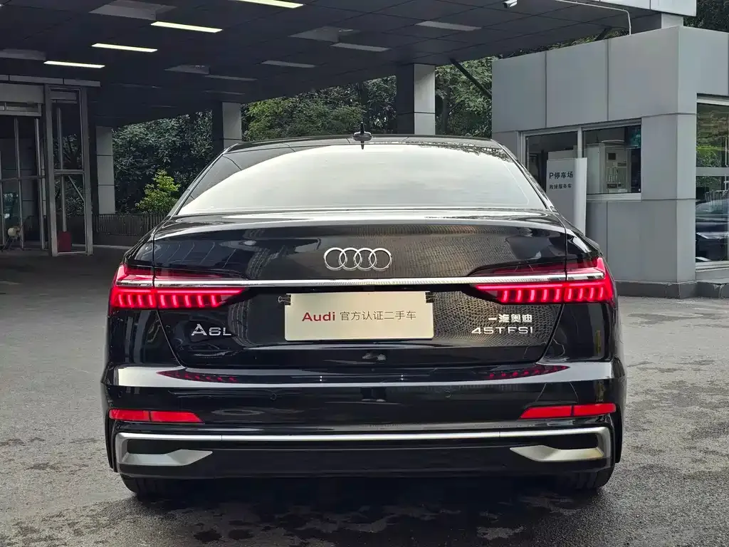 Audi A6L — фото 6