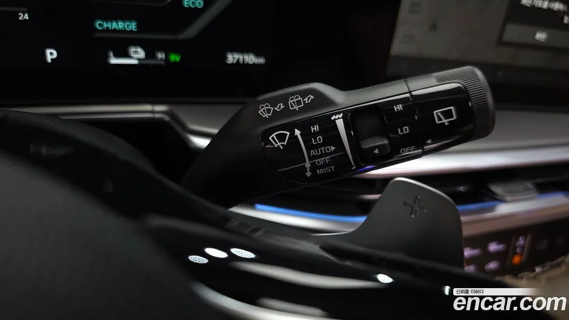 Kia Sorento — фото 9