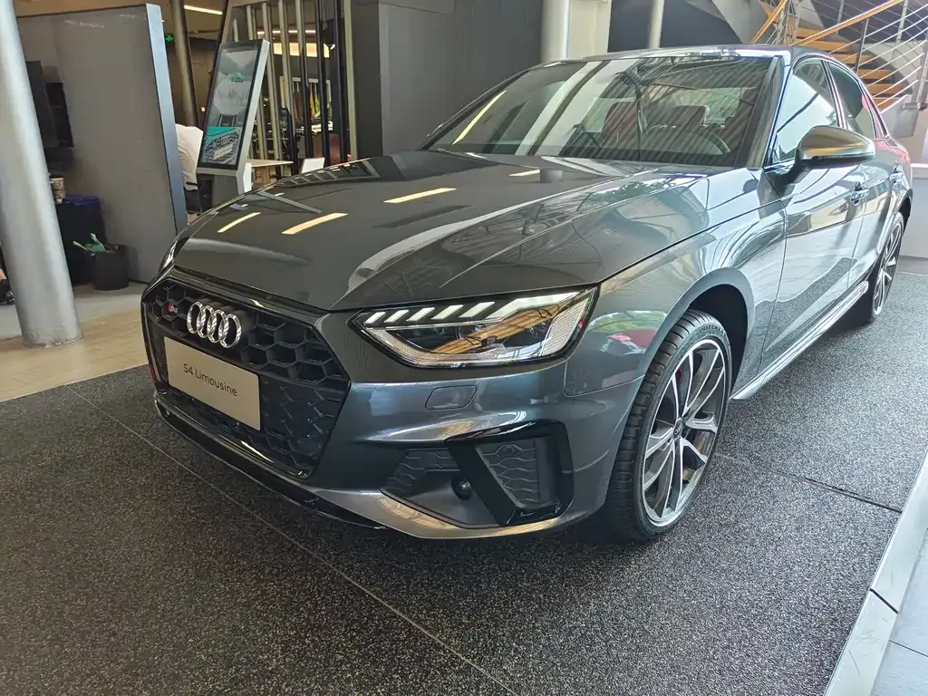 Audi S4 2024 из CN, фото 1