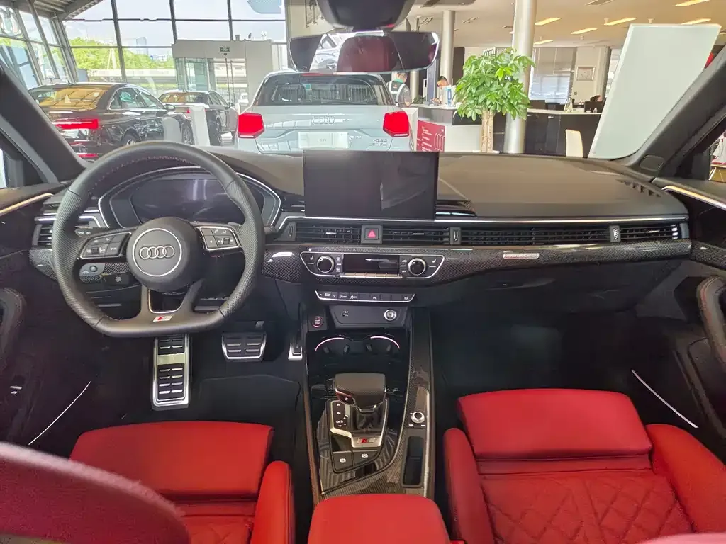 Audi S4 2024 из CN, фото 8