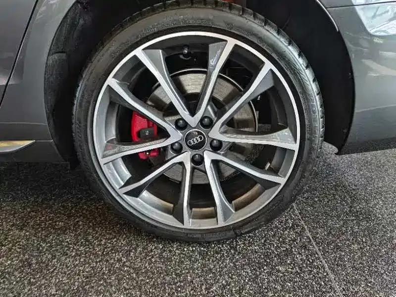 Audi S4 2024 из CN, фото 9