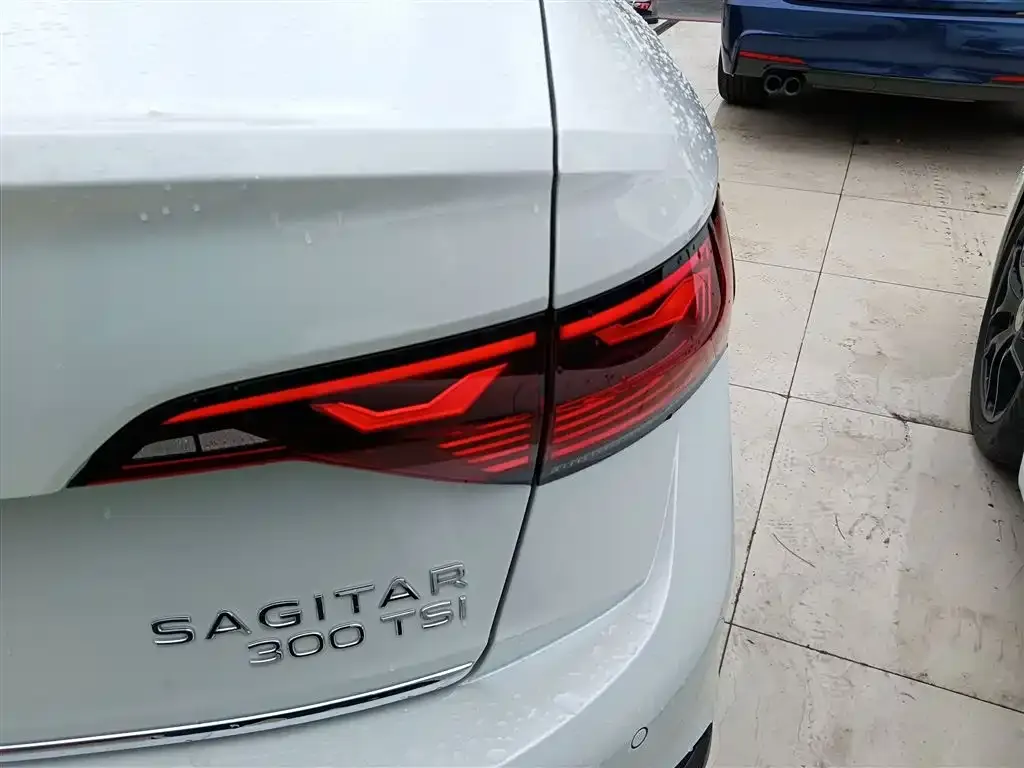Volkswagen Sagitar 2023 из CN, фото 8