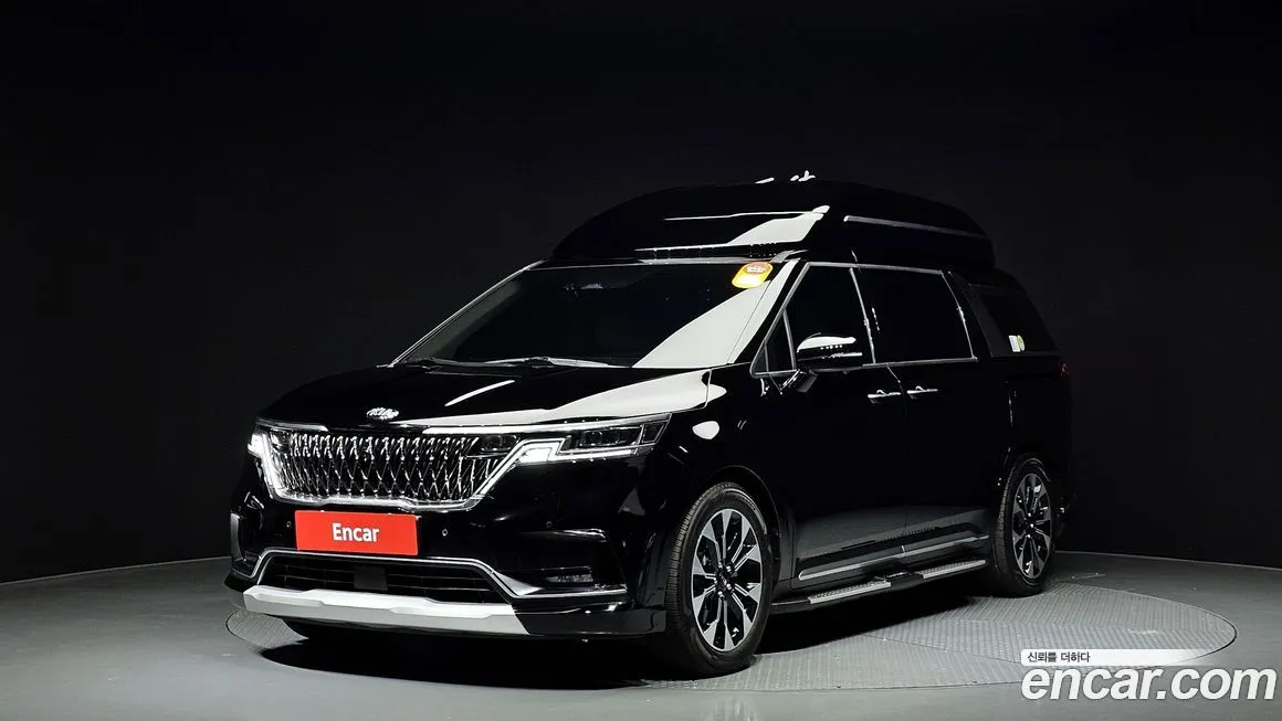 Kia Carnival — фото 1