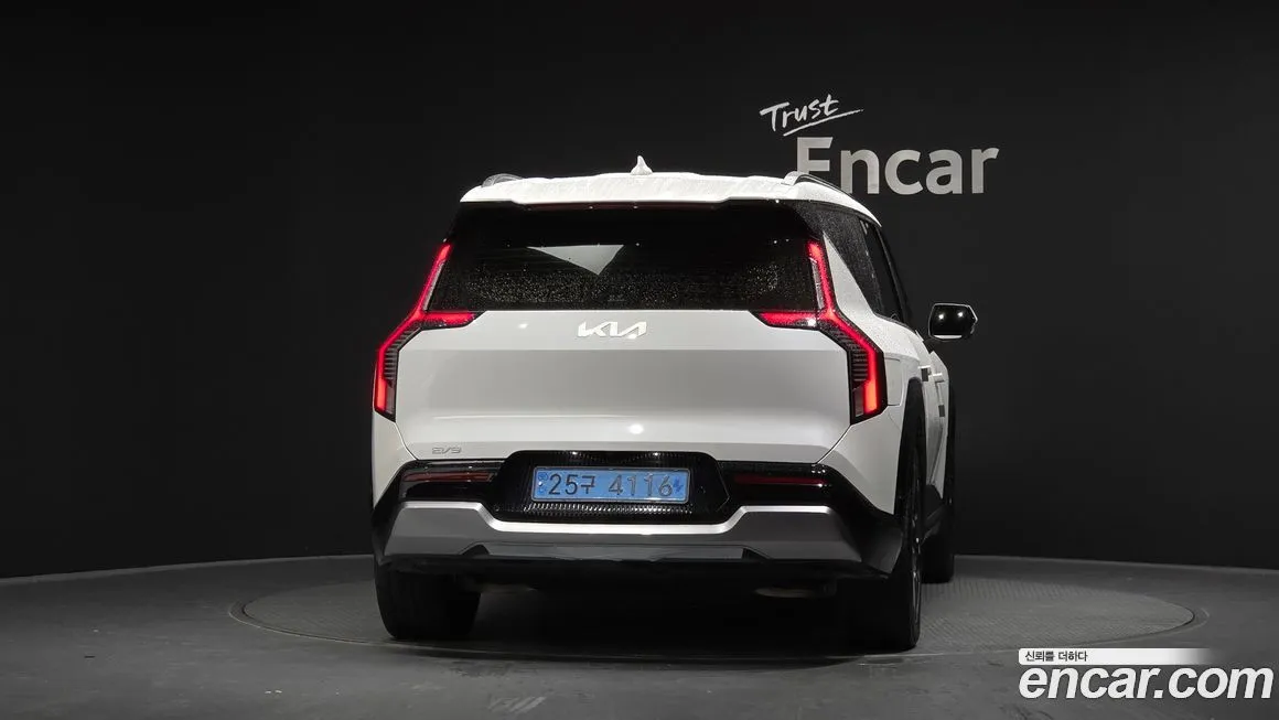 Kia EV9 — фото 4