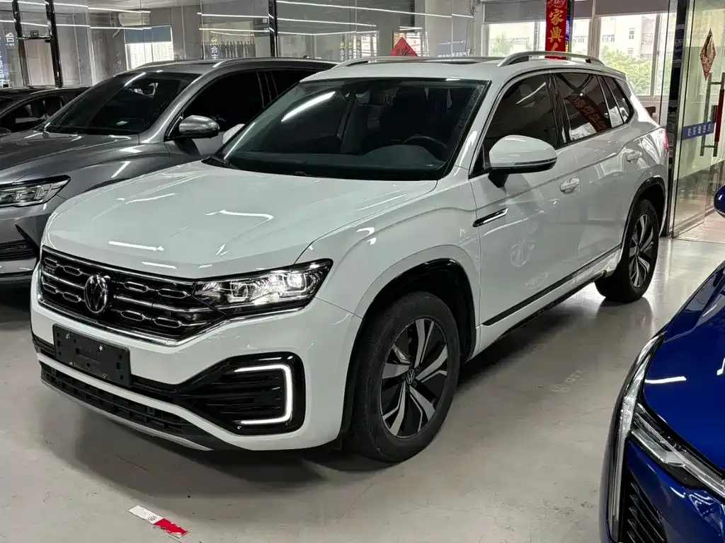 Volkswagen GTE PHEV 2022 из CN, фото 1