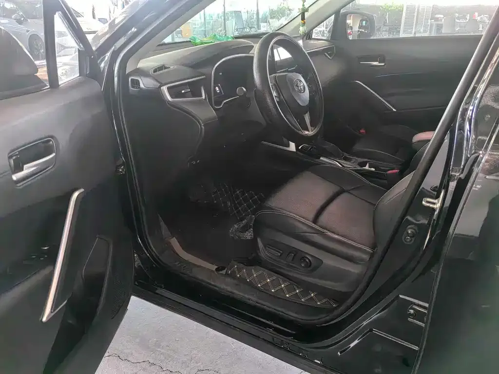Toyota Frontlander 2024 из CN, фото 5