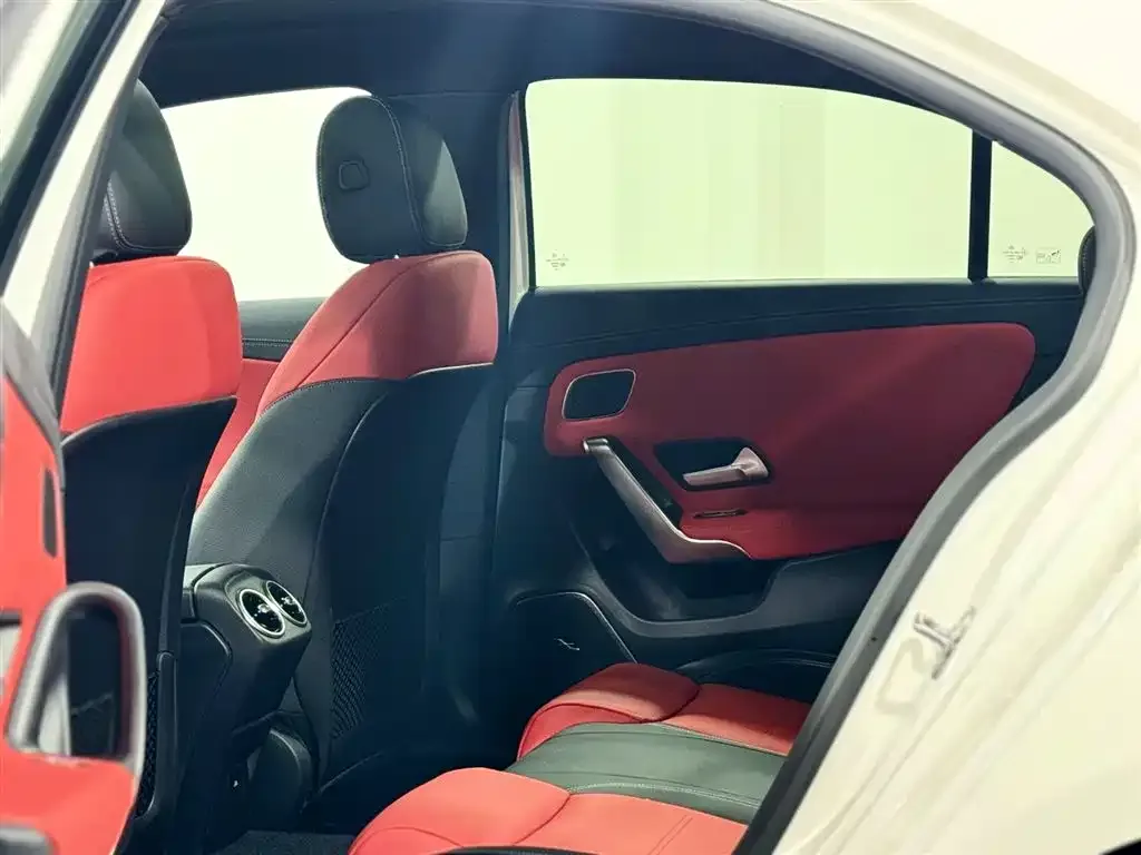 [object Object] A-Class AMG 2024 из CN, фото 10