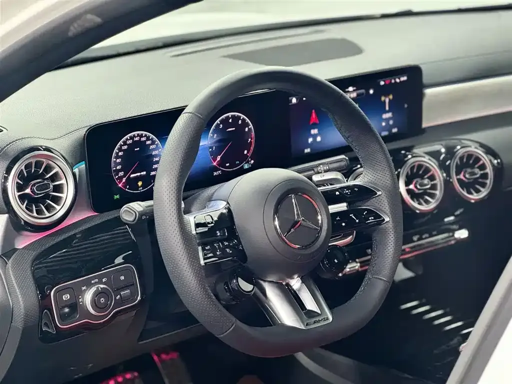 [object Object] A-Class AMG 2024 из CN, фото 7