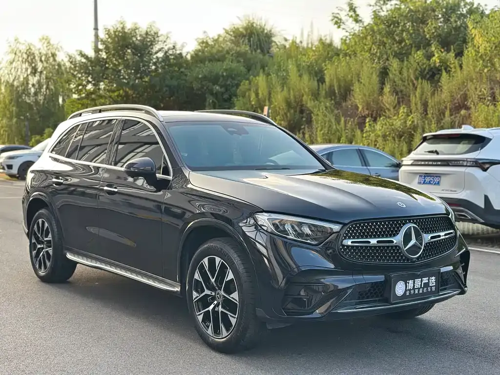 Mercedes-Benz GLC 2024 из CN, фото 3