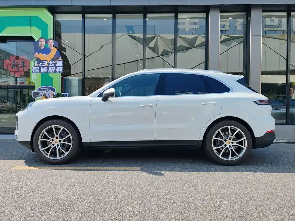 Porsche Cayenne 2025 из CN, фото 3
