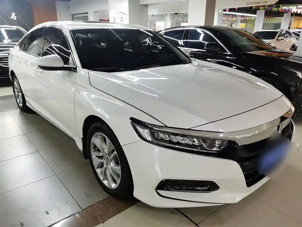 Honda Accord — фото 4