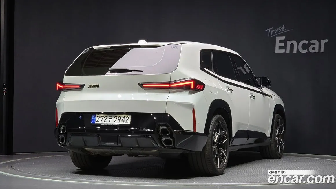 BMW XM — фото 2