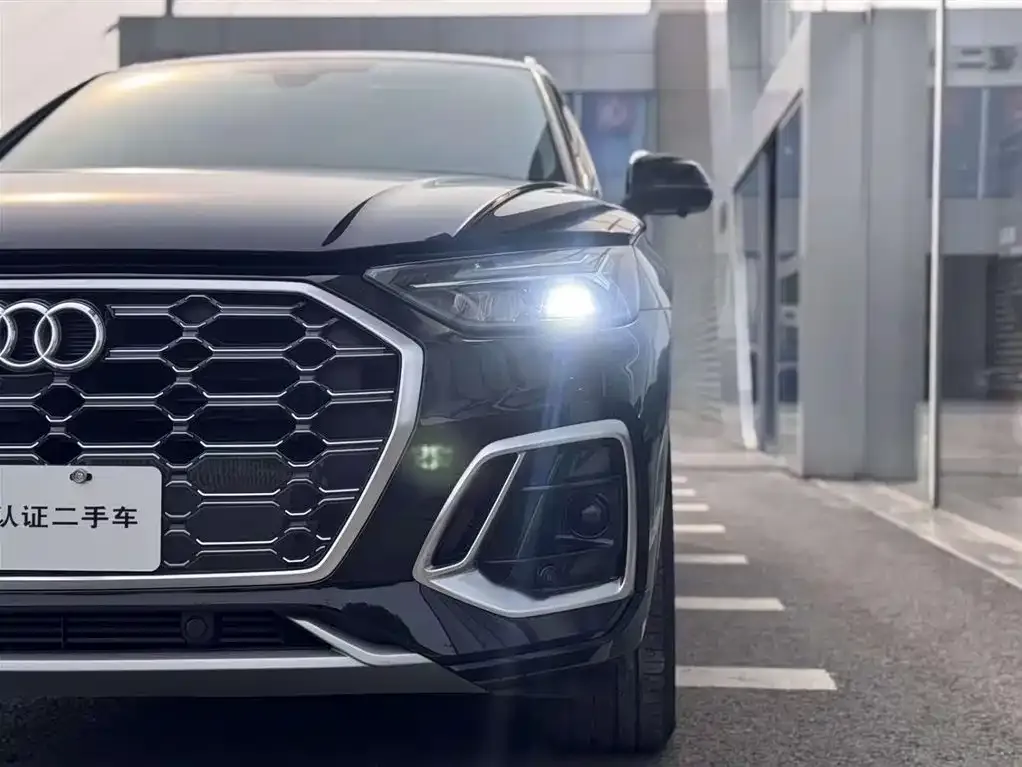 Audi Q5L 2021 из CN, фото 4