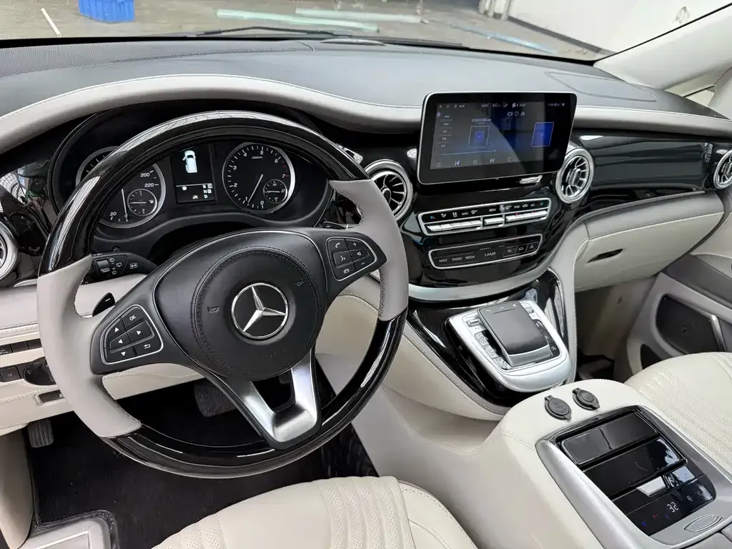 Mercedes-Benz Vito 2023 из CN, фото 3