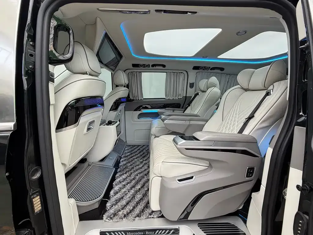 Mercedes-Benz Vito 2023 из CN, фото 5