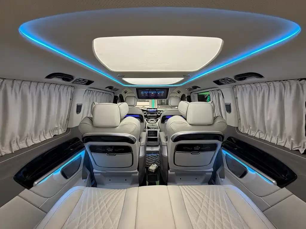 Mercedes-Benz Vito 2023 из CN, фото 6