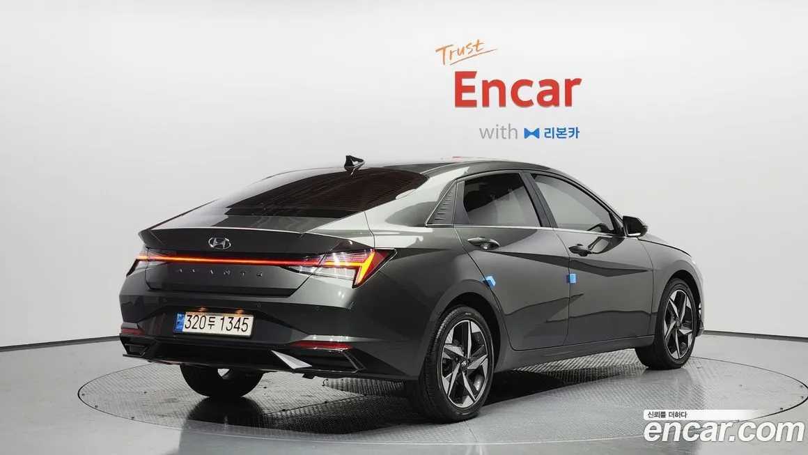 Hyundai AVANTE — фото 2
