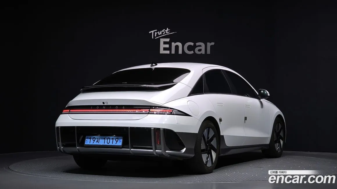 Hyundai Ioniq6 2023 из KR, фото 2