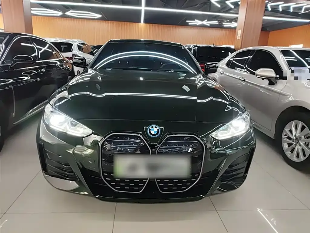 BMW i4 2024 из CN, фото 3