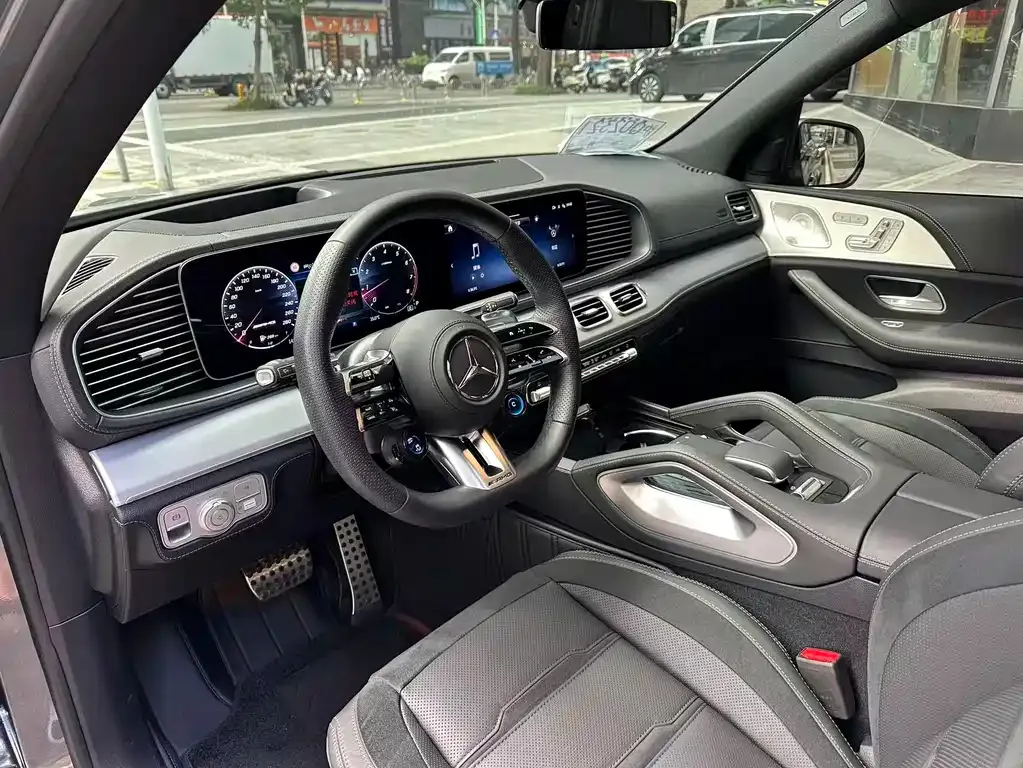 Mercedes-Benz GLE AMG — фото 5