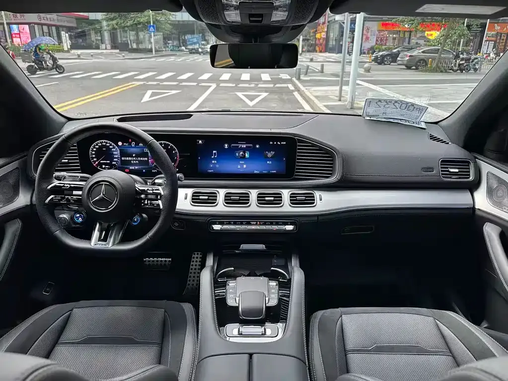 Mercedes-Benz GLE AMG — фото 6