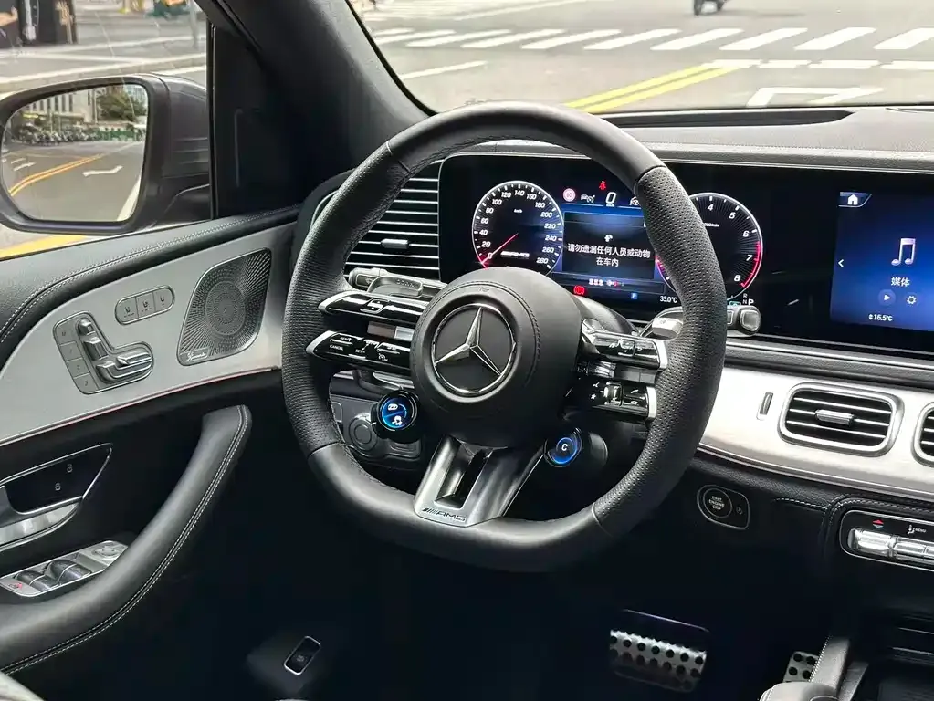 Mercedes-Benz GLE AMG — фото 7