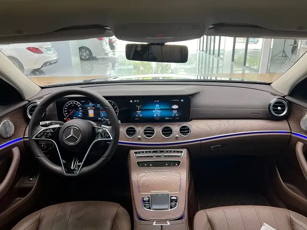 Mercedes-Benz E-Class 2023 из CN, фото 5