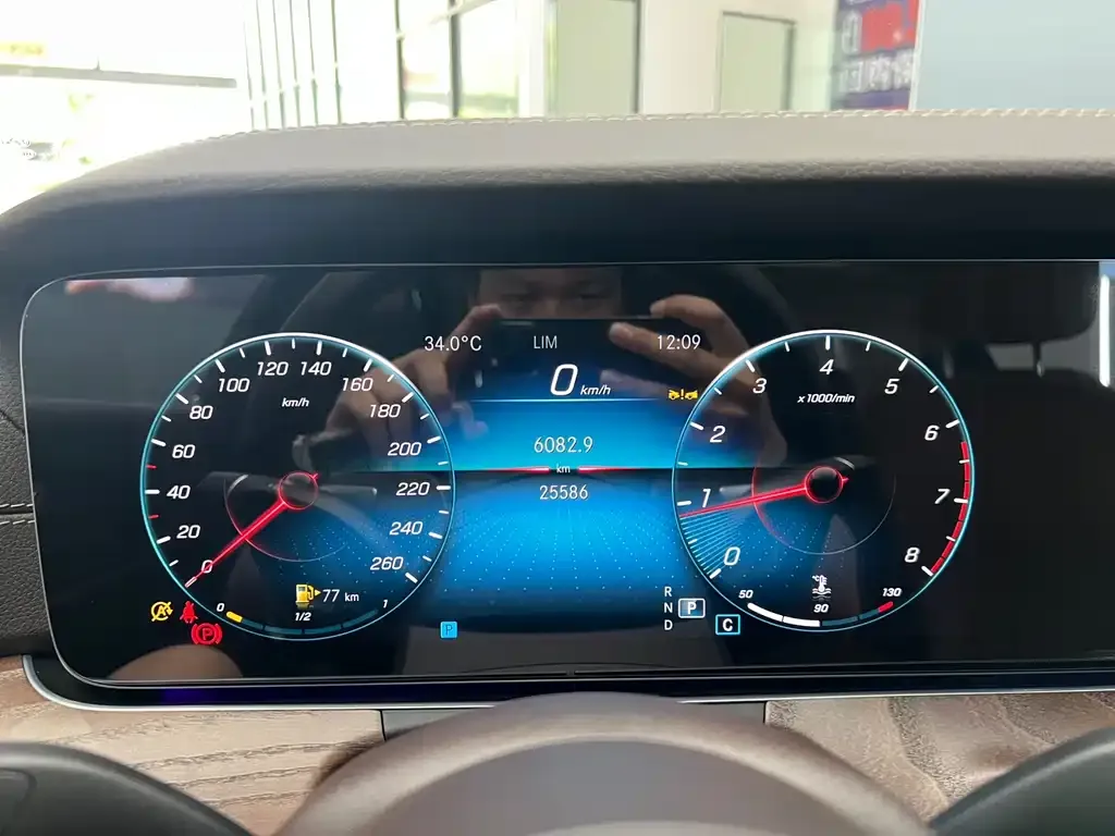 Mercedes-Benz E-Class 2023 из CN, фото 8